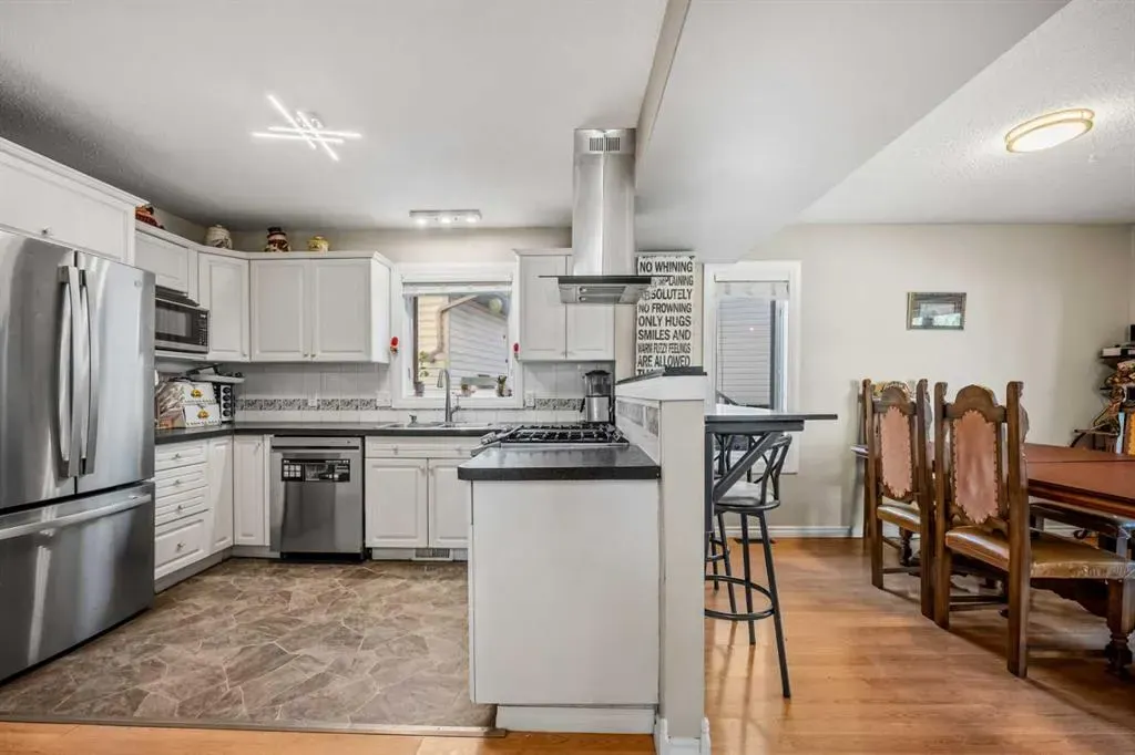 25 Sheep River Drive