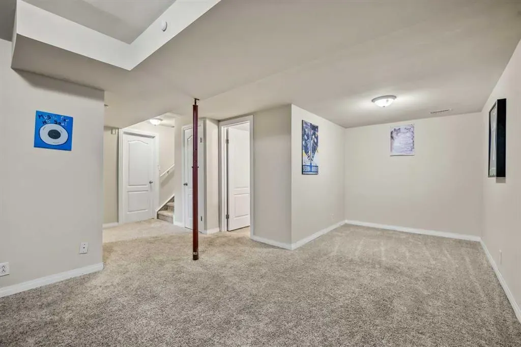 25 Sheep River Drive
