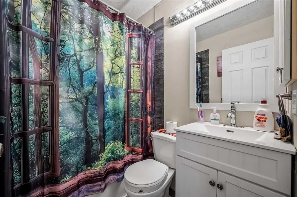 25 Sheep River Drive