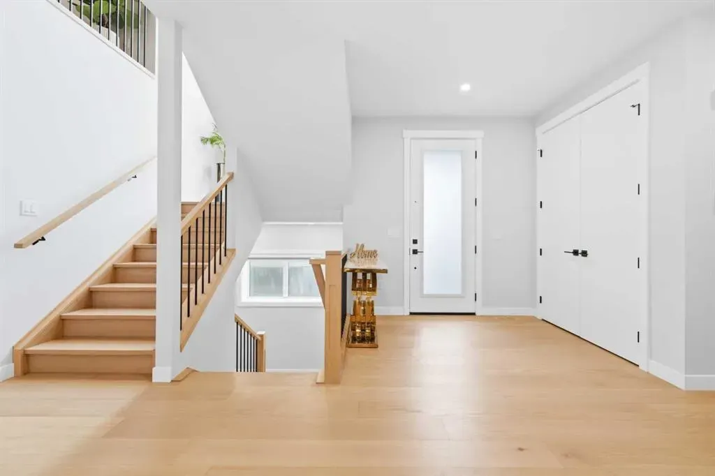 105 Rockhaven Green NW