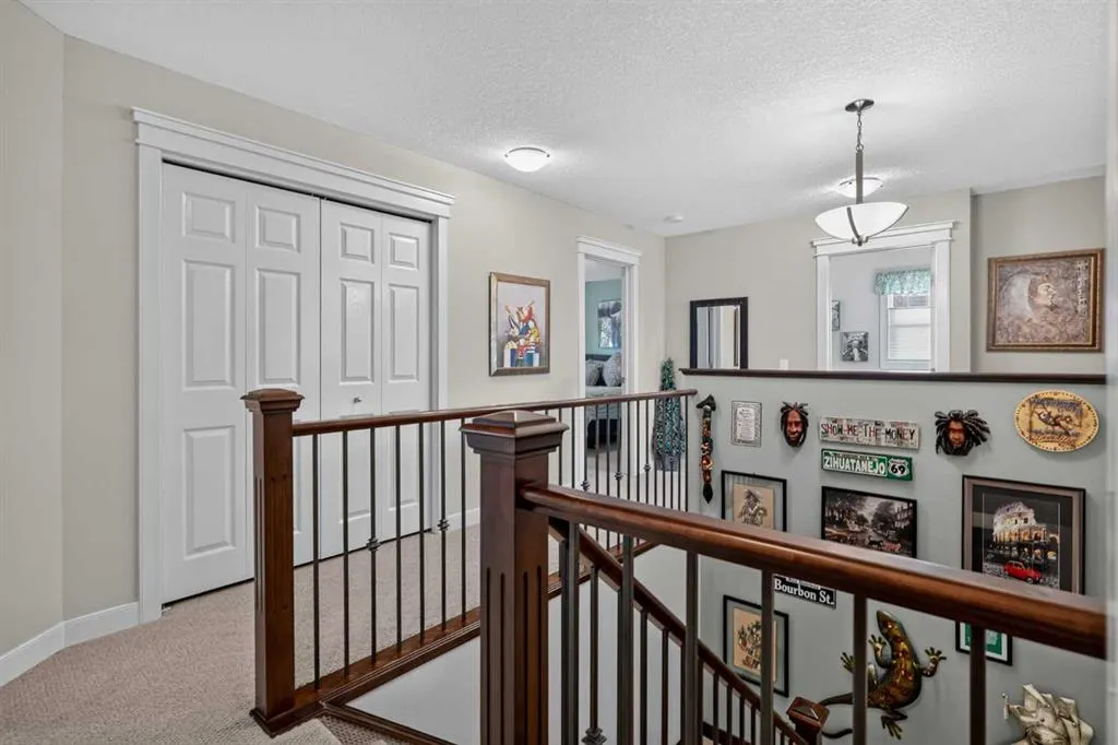 12 Crestridge Rise SW