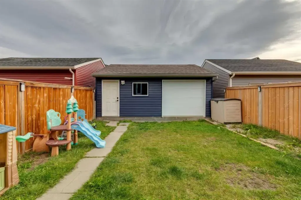 454 Walgrove Way SE