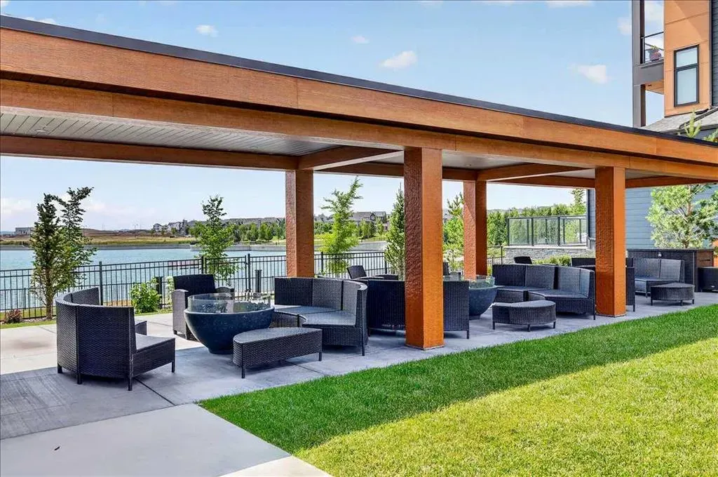 140 Marina Cove SE #102