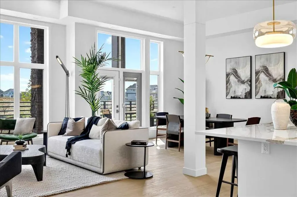 140 Marina Cove SE #102
