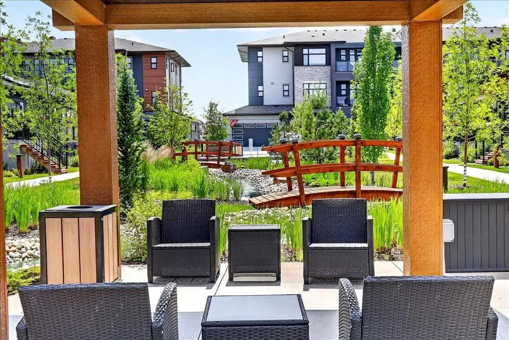 140 Marina Cove SE #102