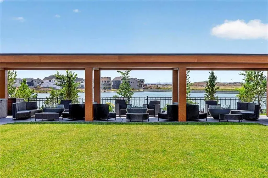 140 Marina Cove SE #102