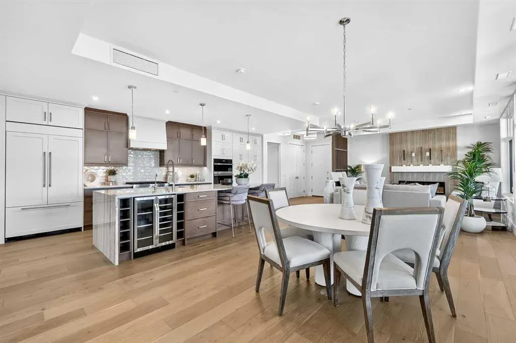 140 Marina Cove SE #202