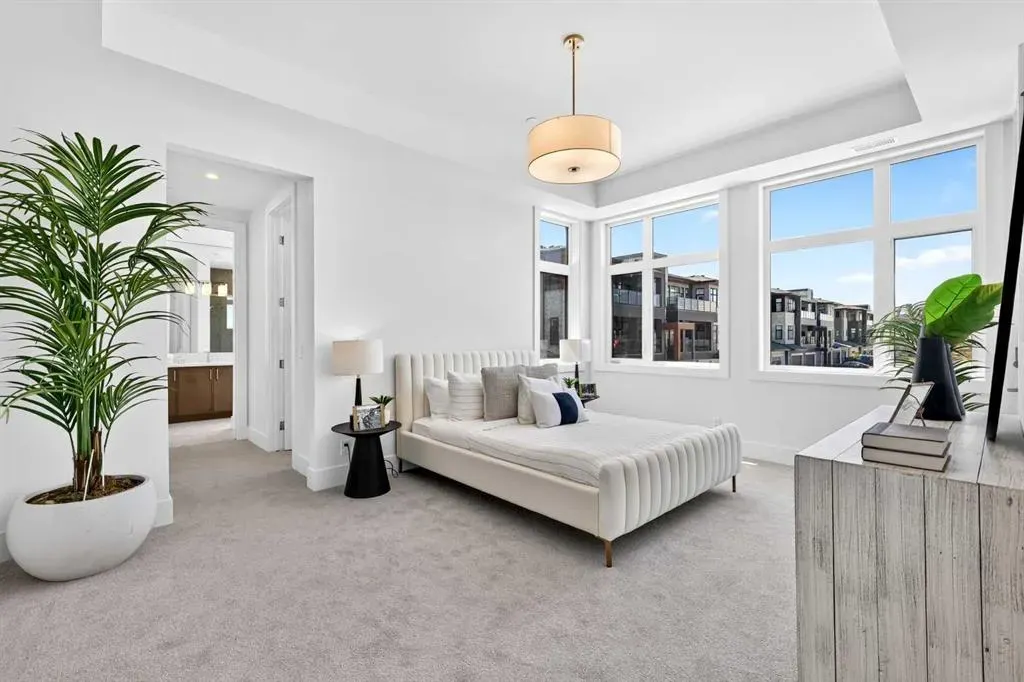 140 Marina Cove SE #202