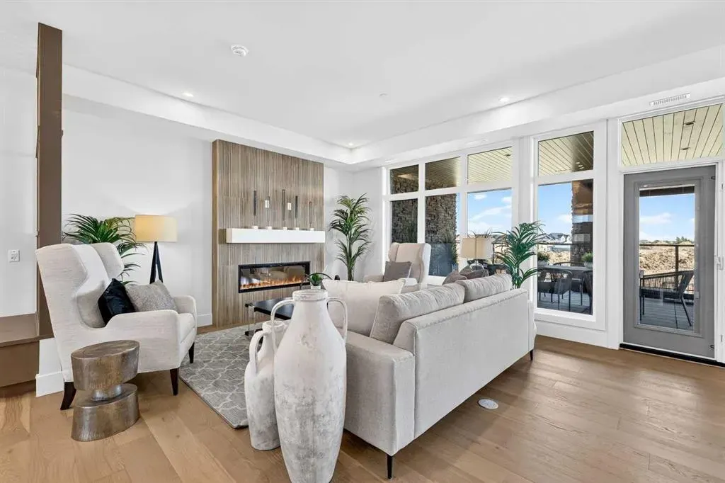 140 Marina Cove SE #202
