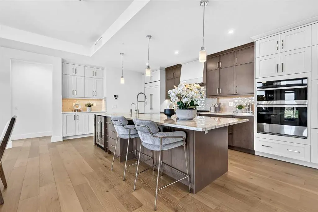 140 Marina Cove SE #202