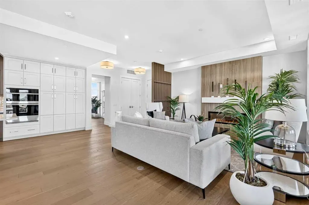 140 Marina Cove SE #202