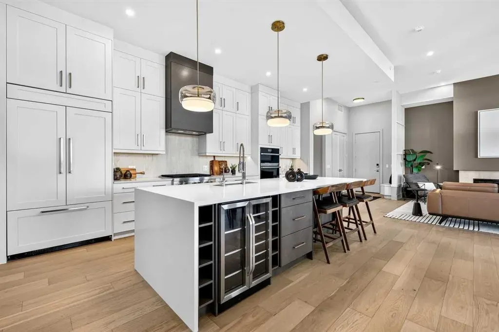140 Marina Cove SE #302