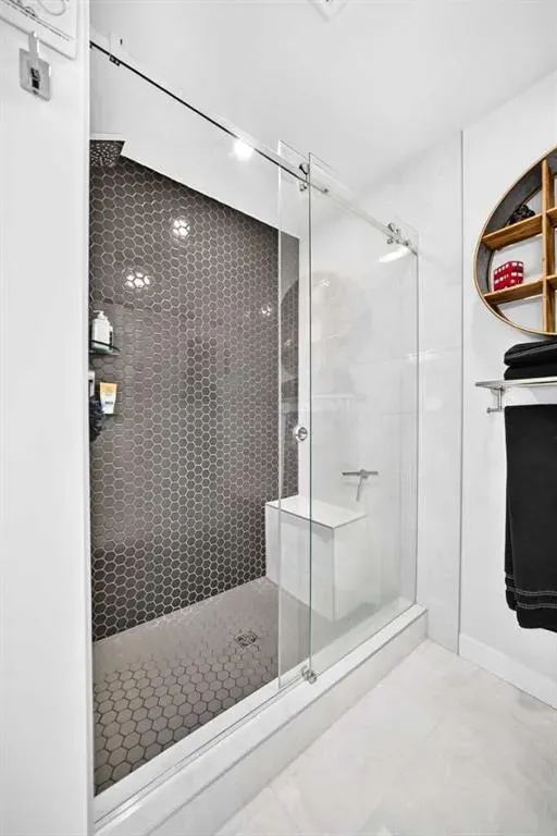19 Versant View SW