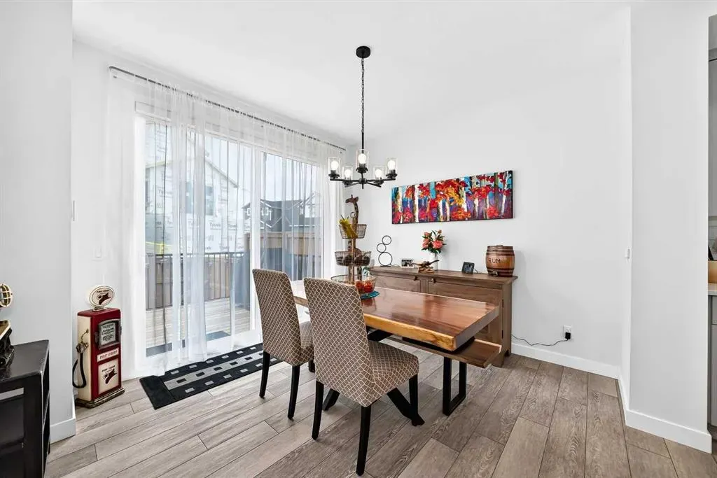 19 Versant View SW