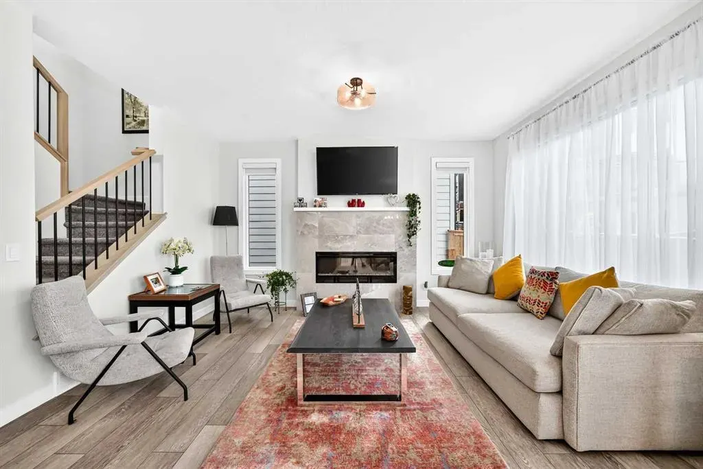 19 Versant View SW