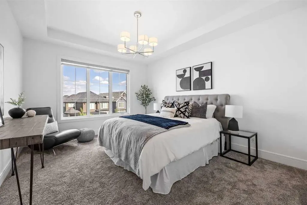 351 Marina Landing SE