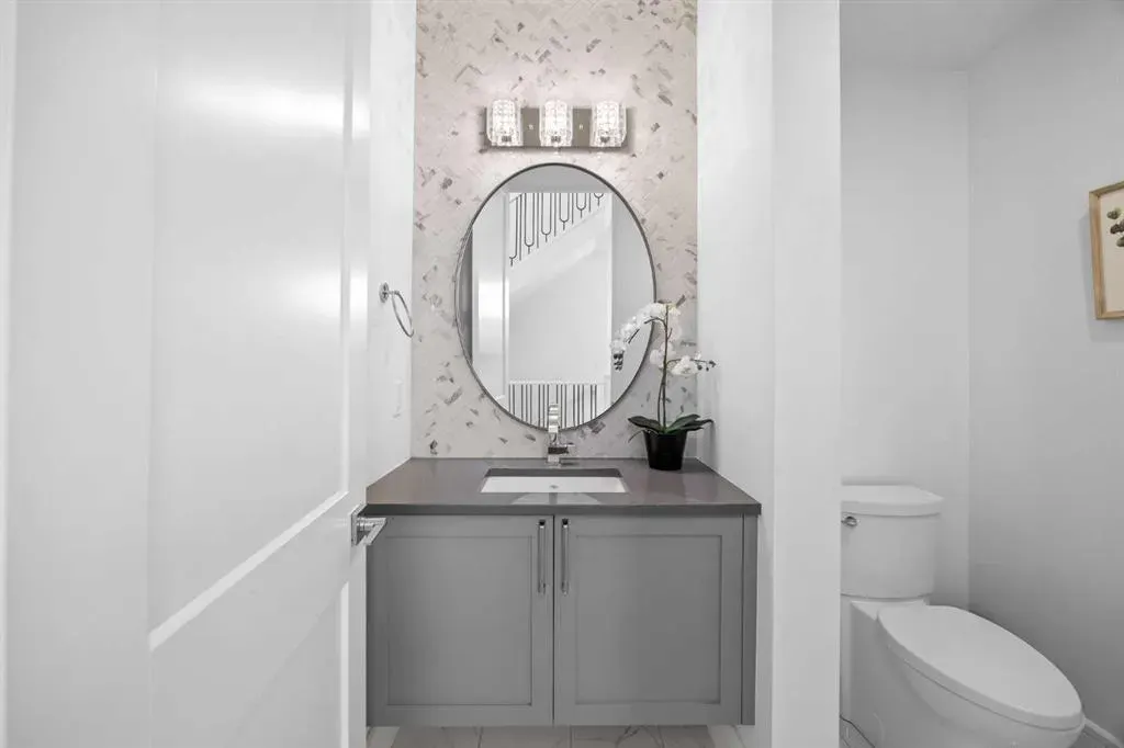 351 Marina Landing SE