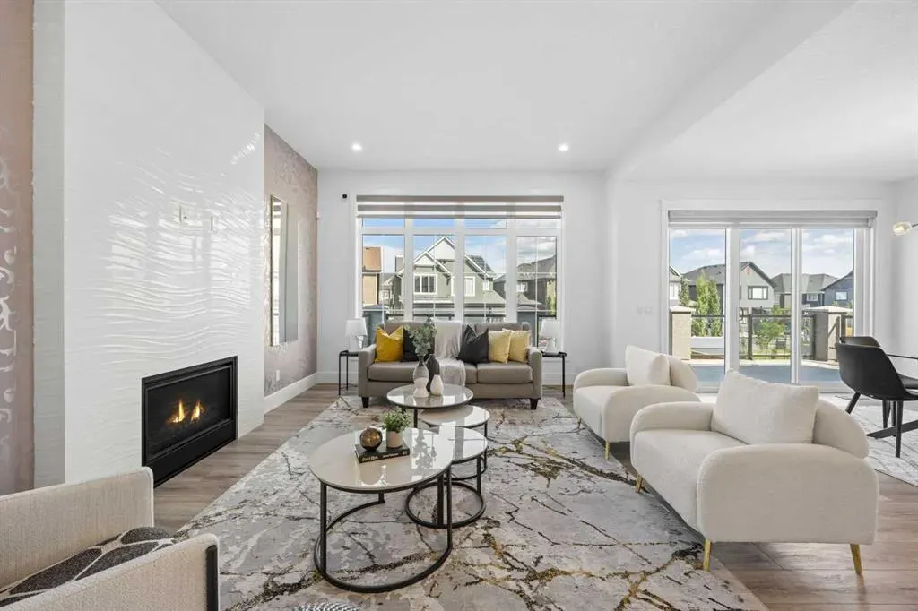 351 Marina Landing SE