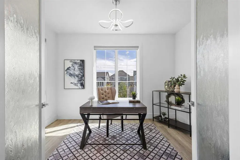 351 Marina Landing SE