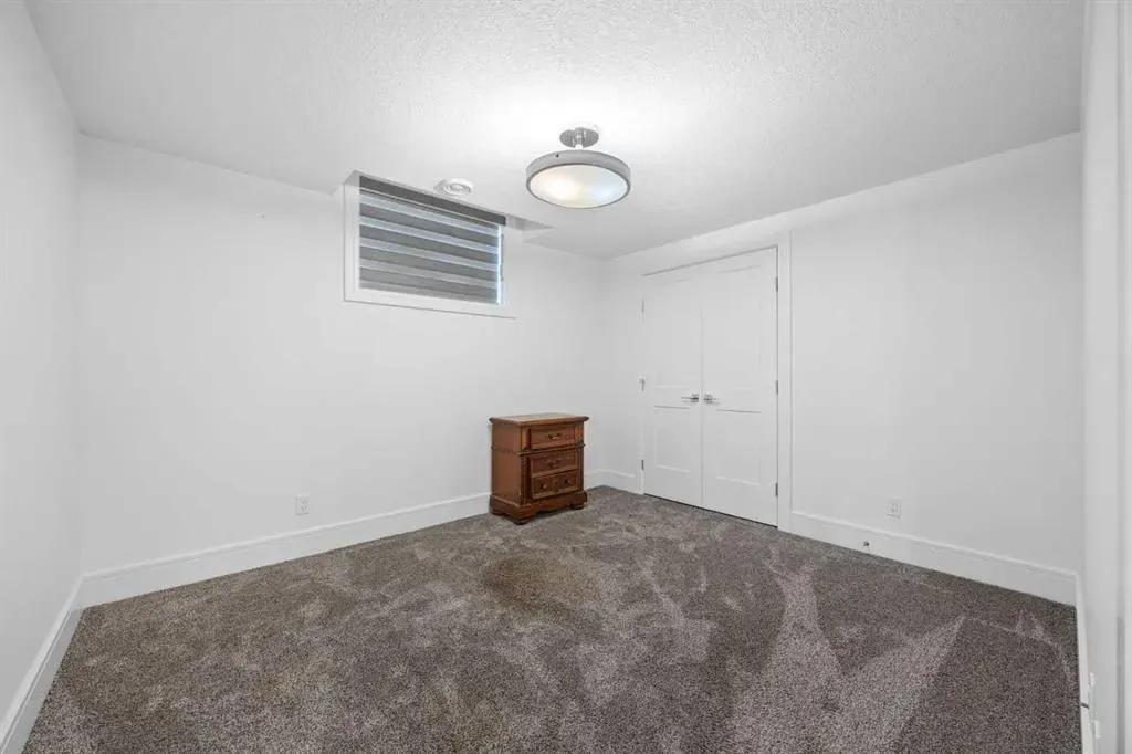 351 Marina Landing SE