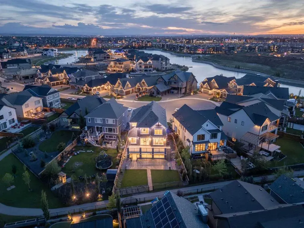 351 Marina Landing SE
