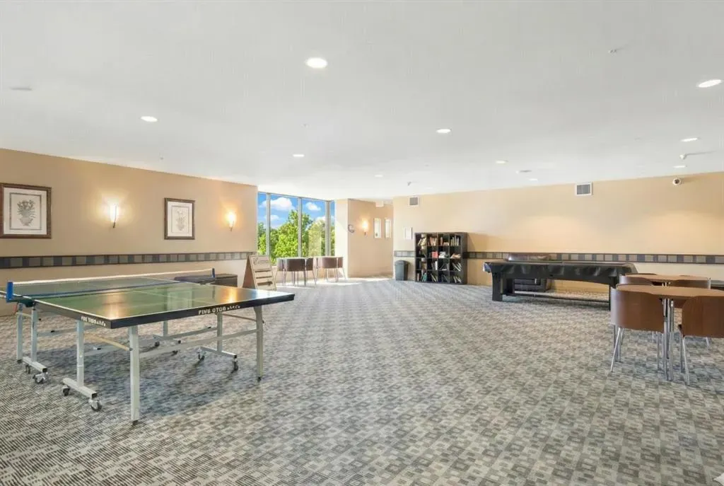 77 Spruce Place SW #1003