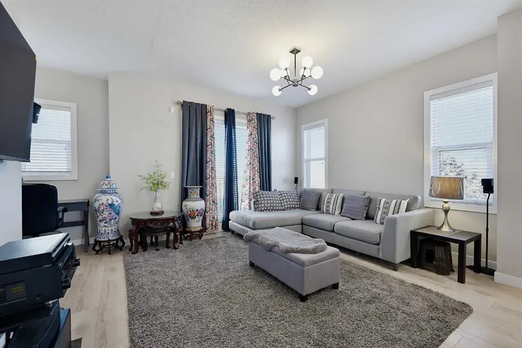 30 Cornerstone Manor NE #135