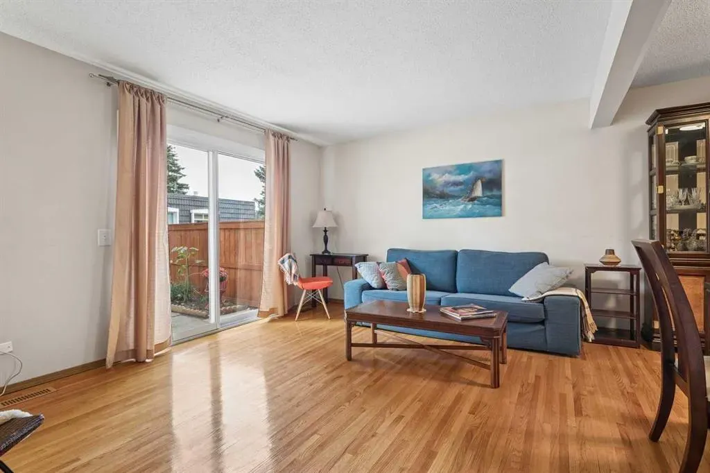 330 Canterbury Drive SW #23