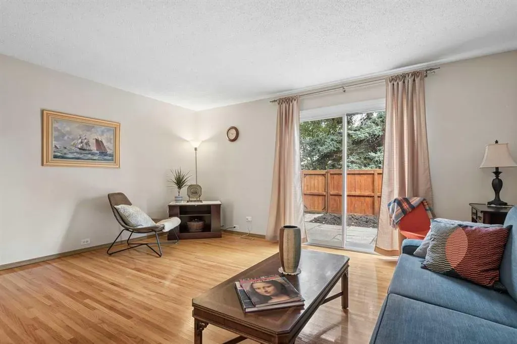330 Canterbury Drive SW #23