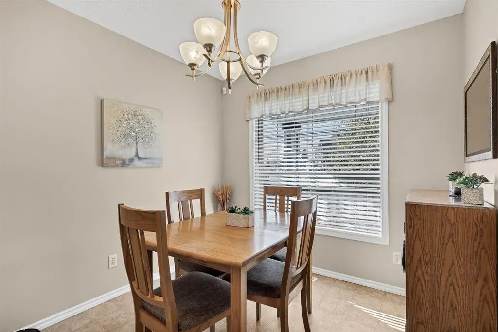 135 Springs Crescent