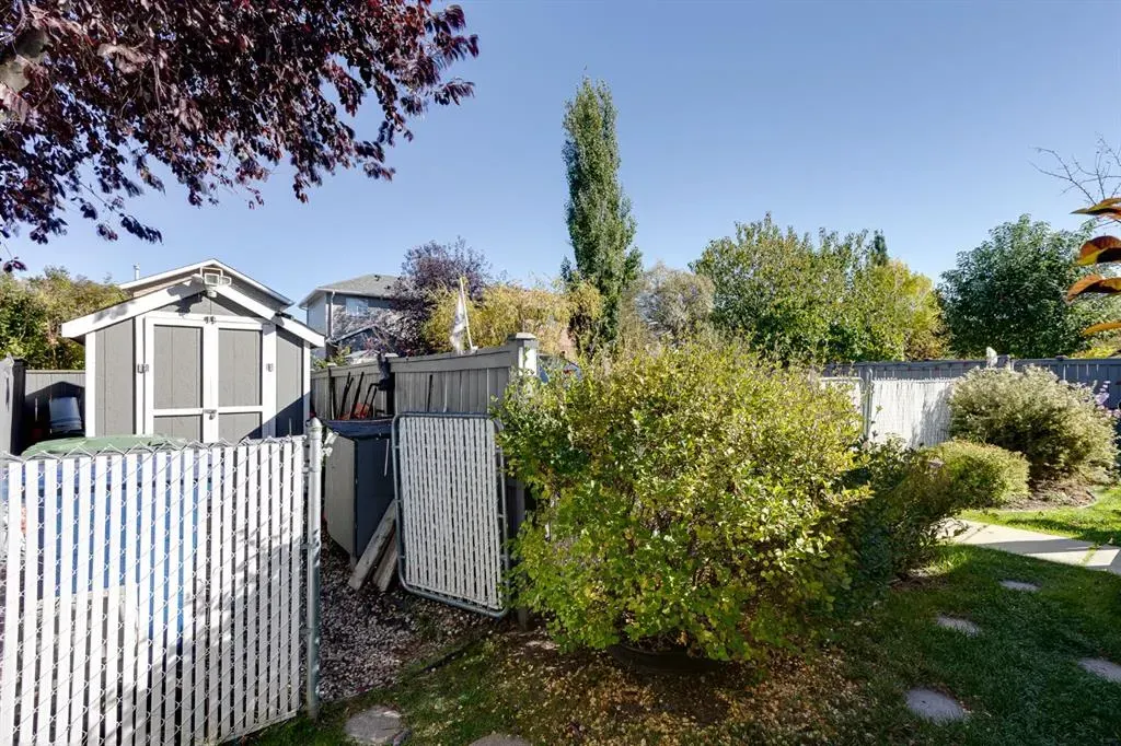 135 Springs Crescent