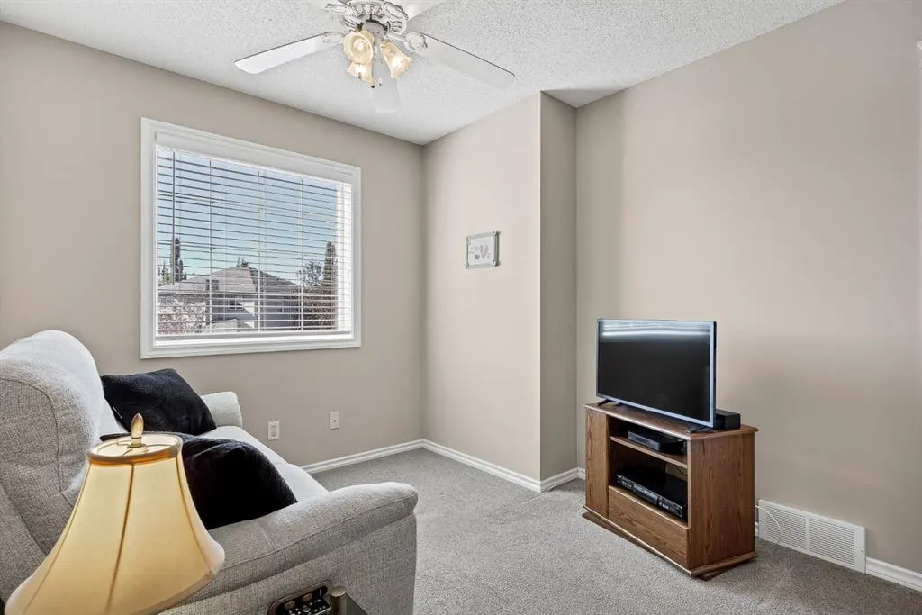 135 Springs Crescent