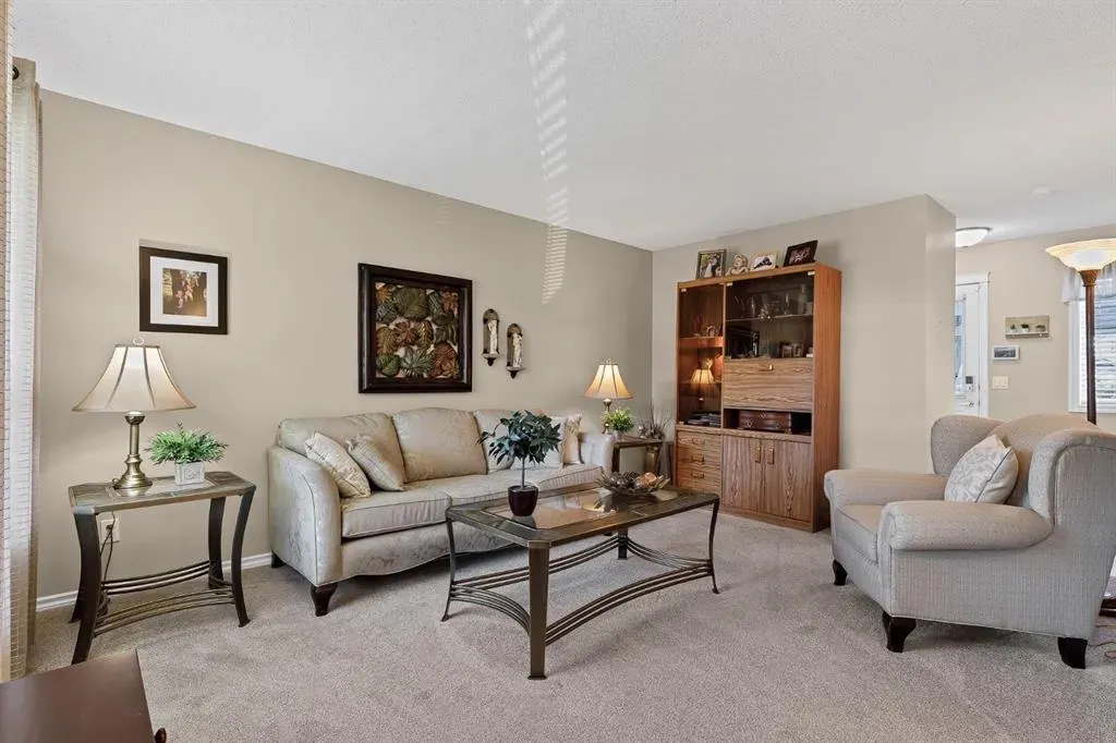135 Springs Crescent