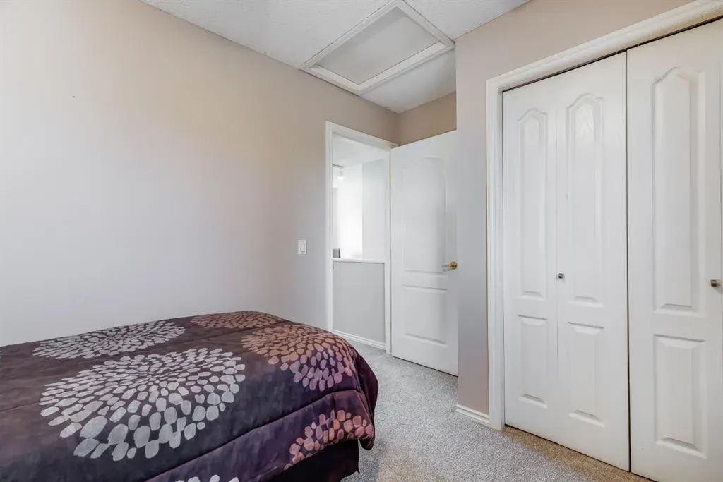 135 Springs Crescent