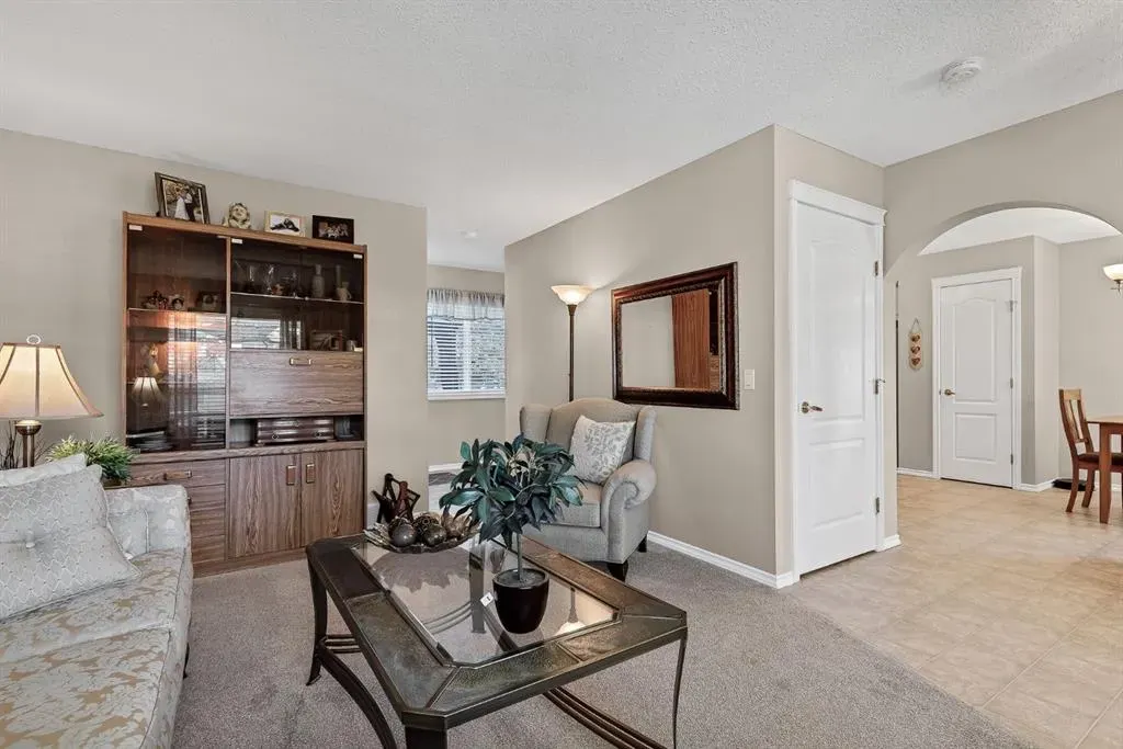 135 Springs Crescent