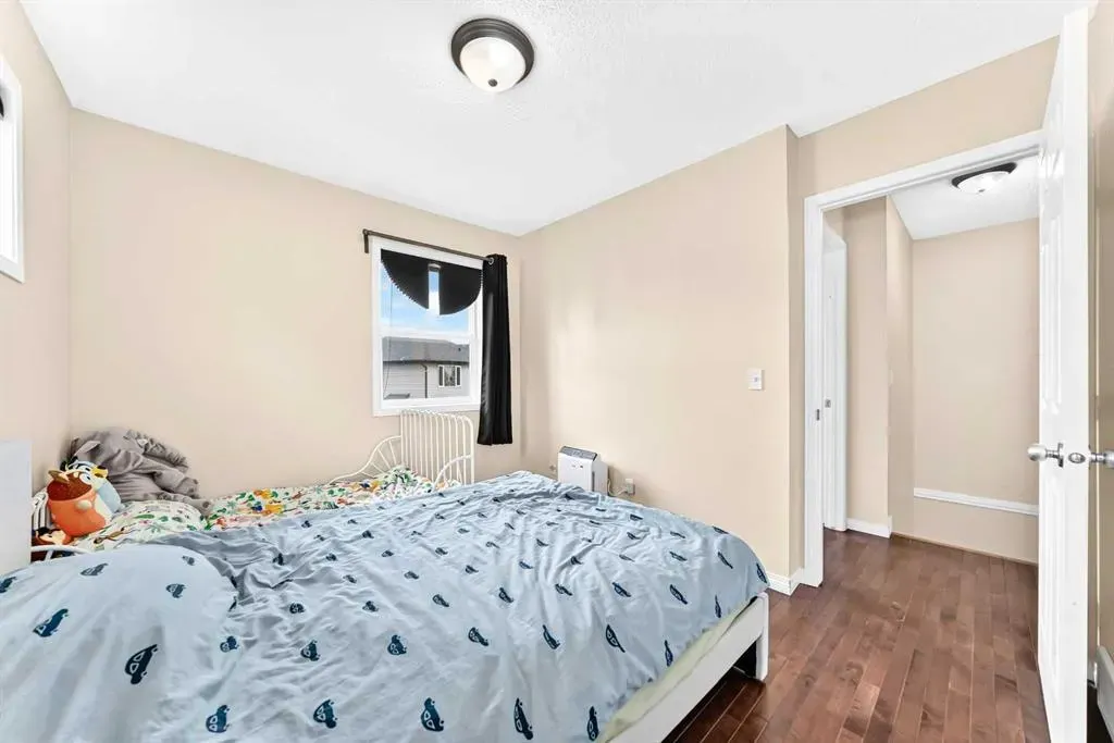 48 Royal Birch Villas NW