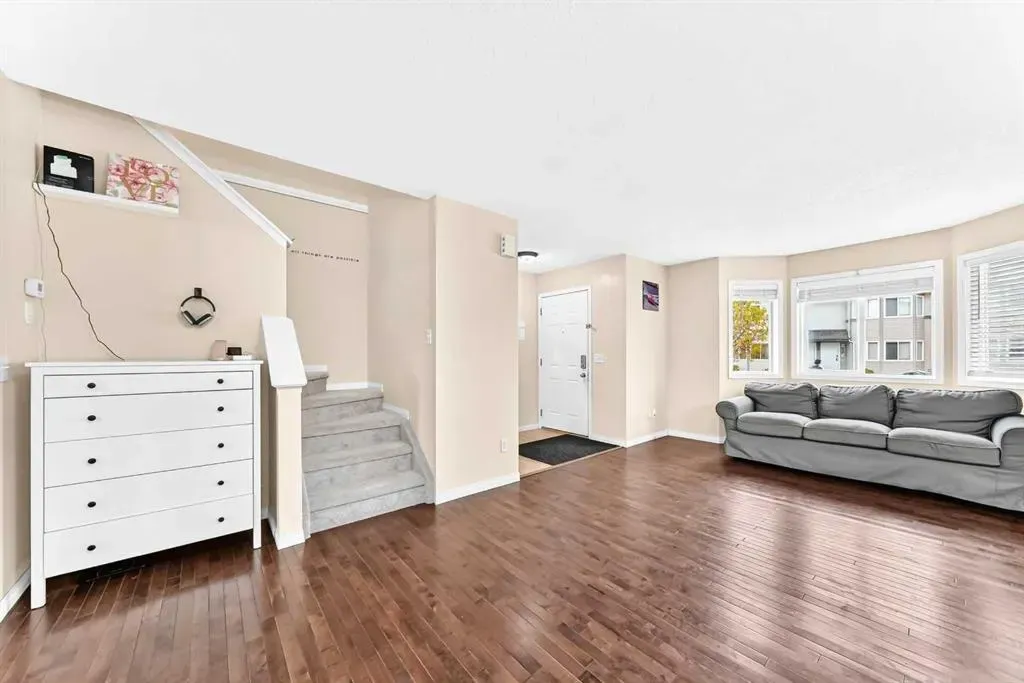 48 Royal Birch Villas NW