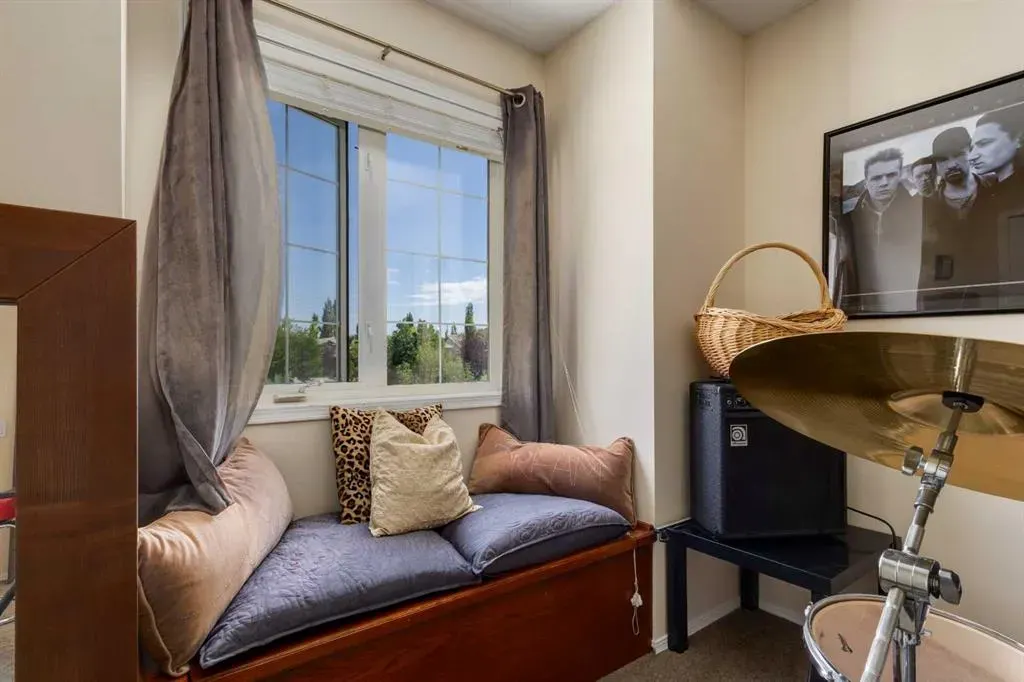 142 Springbank Crescent SW