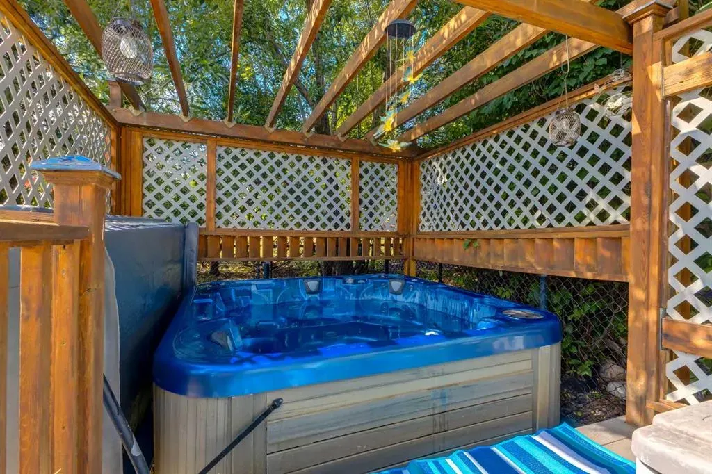 142 Springbank Crescent SW