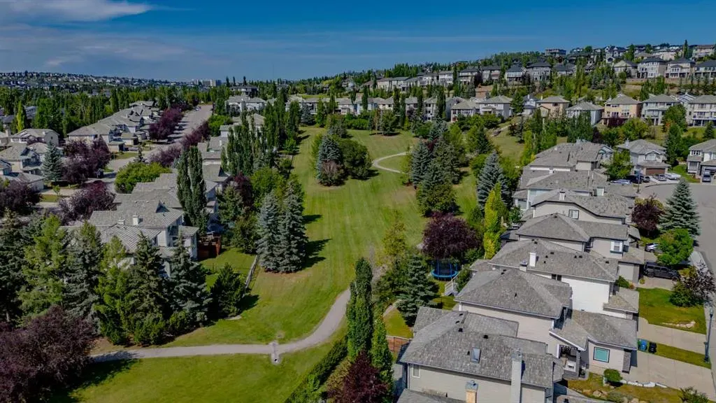 142 Springbank Crescent SW