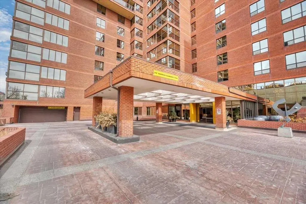 318 26 Avenue SW #501
