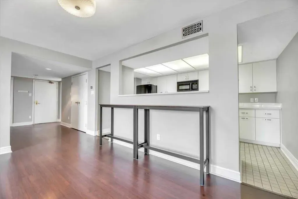 318 26 Avenue SW #501