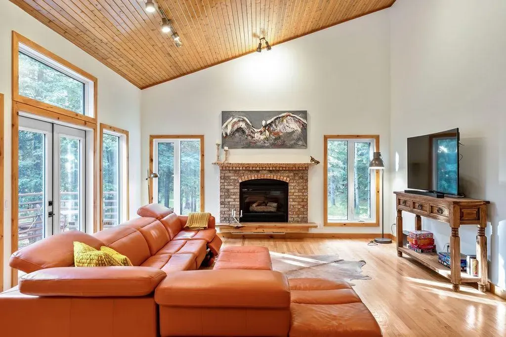 44 Elk Valley Grove