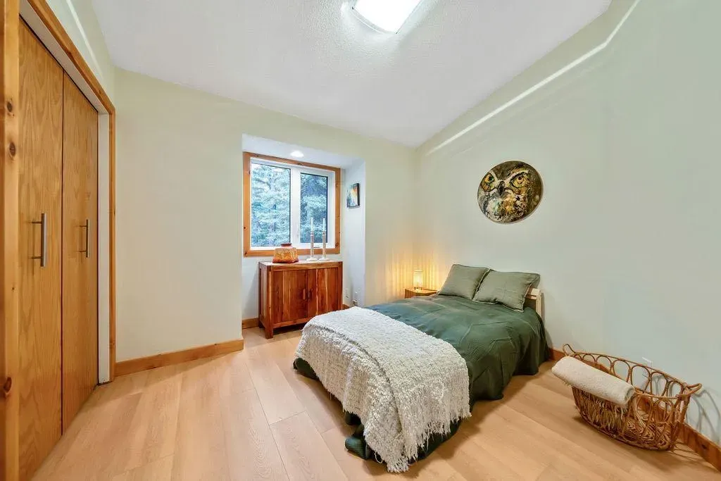 44 Elk Valley Grove