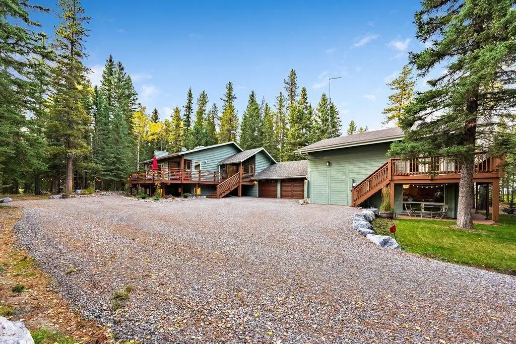 44 Elk Valley Grove