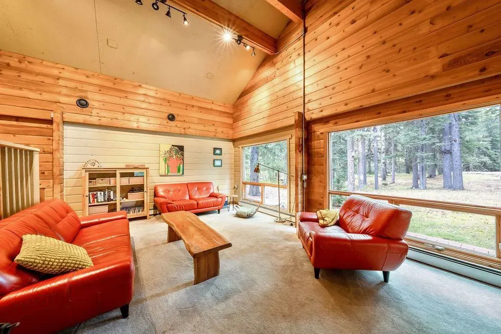 44 Elk Valley Grove