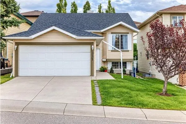 111 Arbour Stone Crescent NW