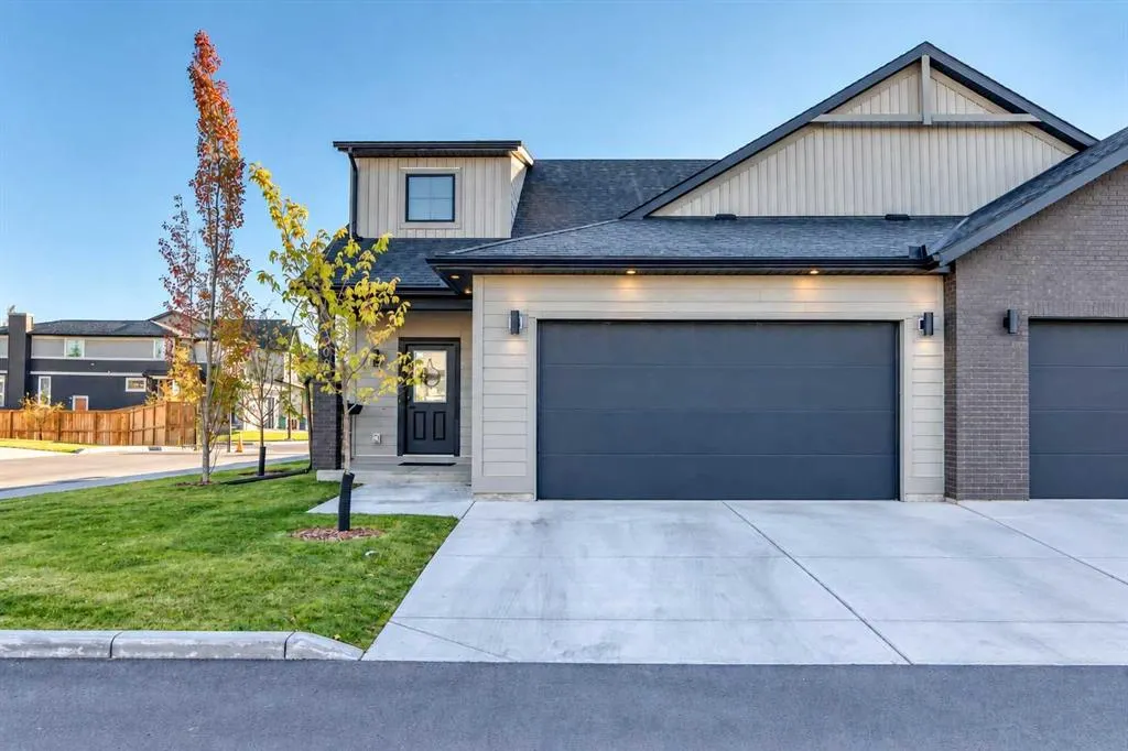 15 Coopersfield Link SW #2000