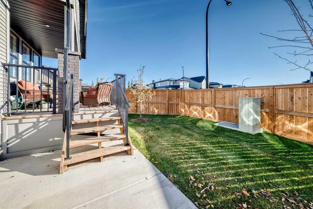 15 Coopersfield Link SW #2000