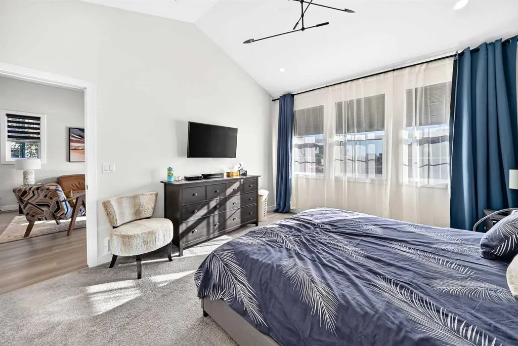 15 Coopersfield Link SW #2000